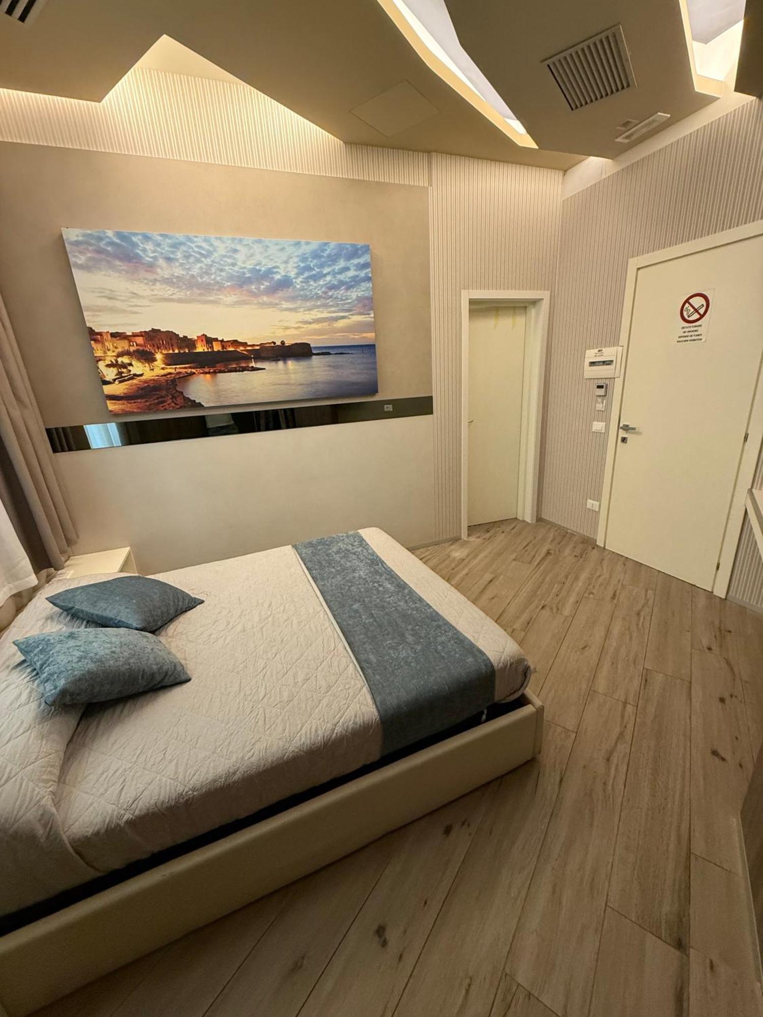 Th Luxury Rooms & Apartment Giardini Naxos Eksteriør billede