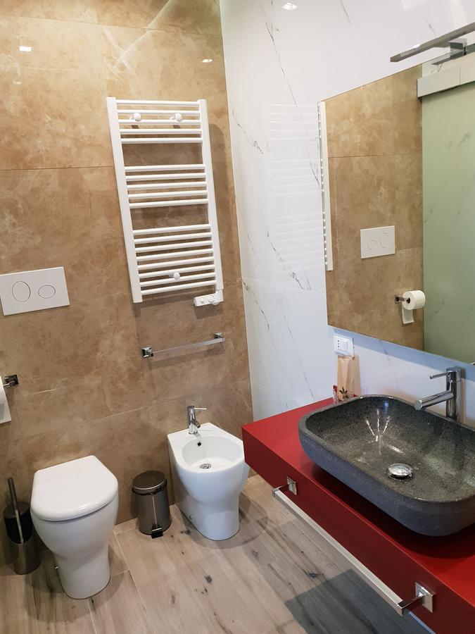 Th Luxury Rooms & Apartment Giardini Naxos Eksteriør billede