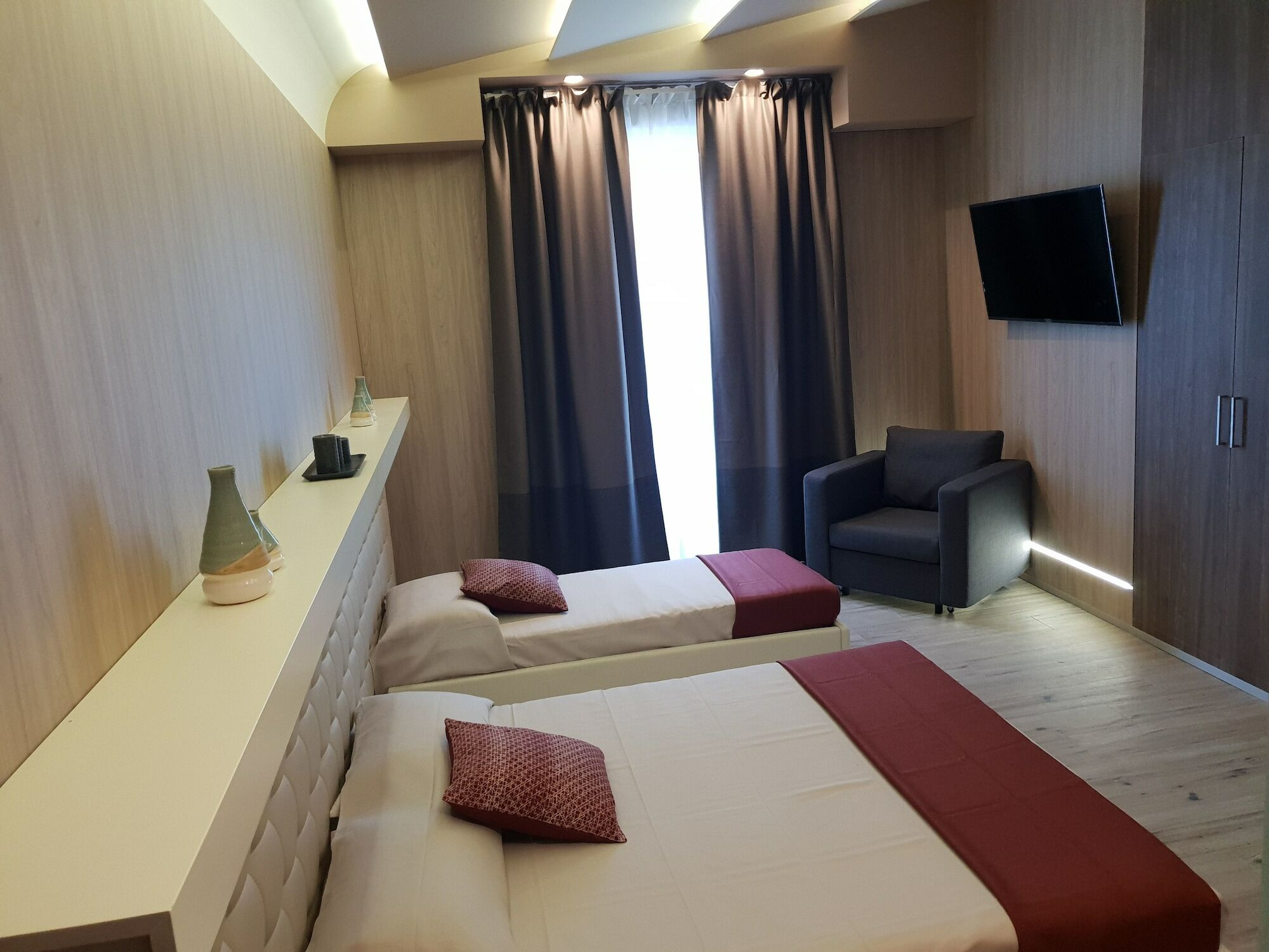 Th Luxury Rooms & Apartment Giardini Naxos Eksteriør billede
